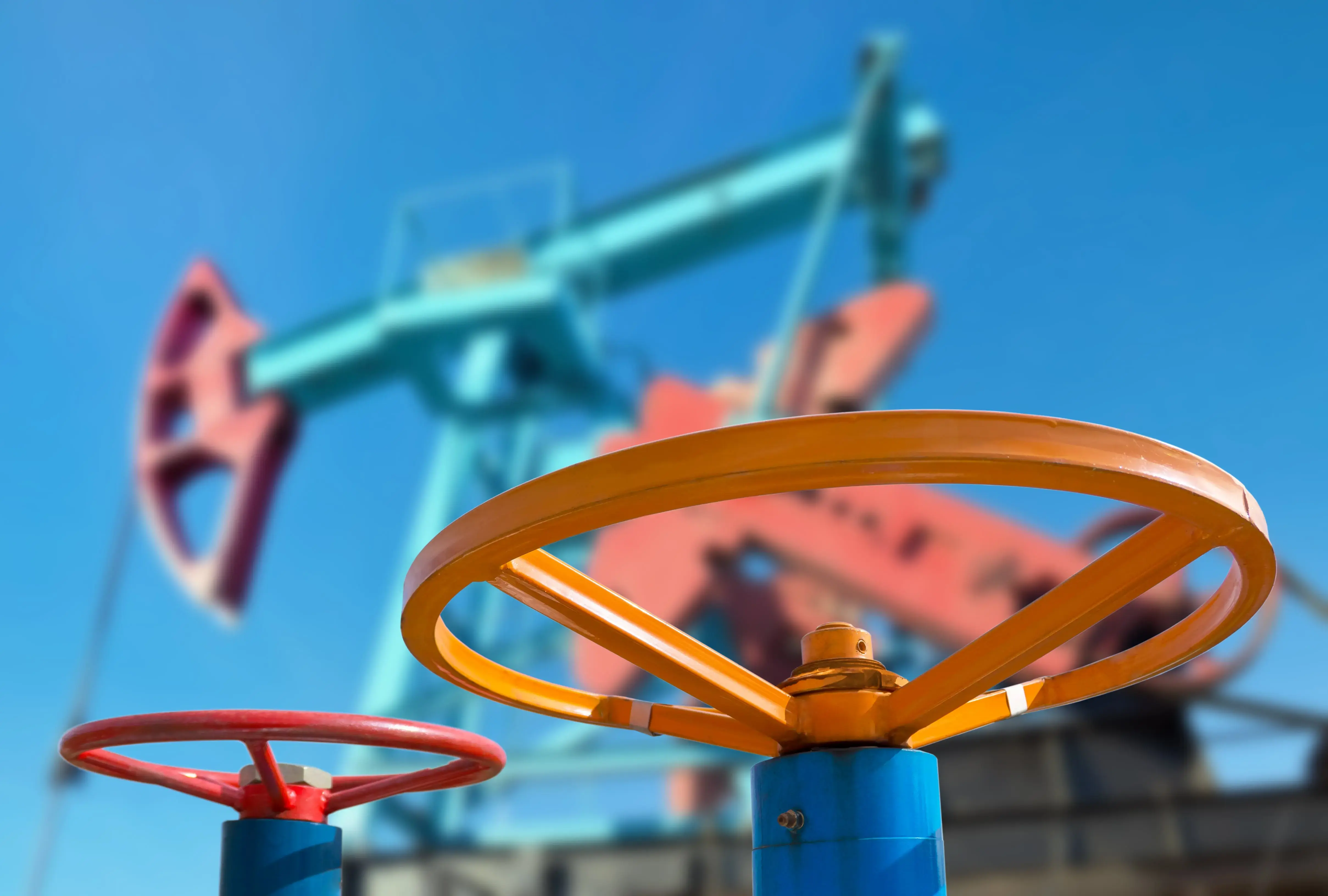 OilRigBackground (compressed)-min